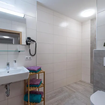 Verena Apartment